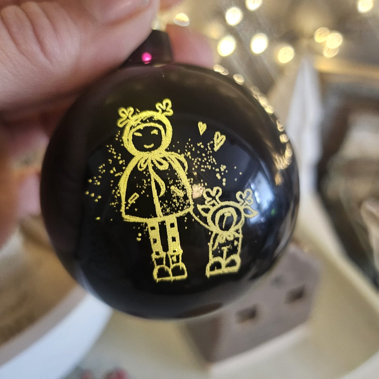 Weihnachtsdatei, "Schauschau und Pauline" Laserdatei, png, svg, jpg, mit Sublimationsdatei "Schauschau", Hund, Weihnachten, Kind mit Mütze, mädchen